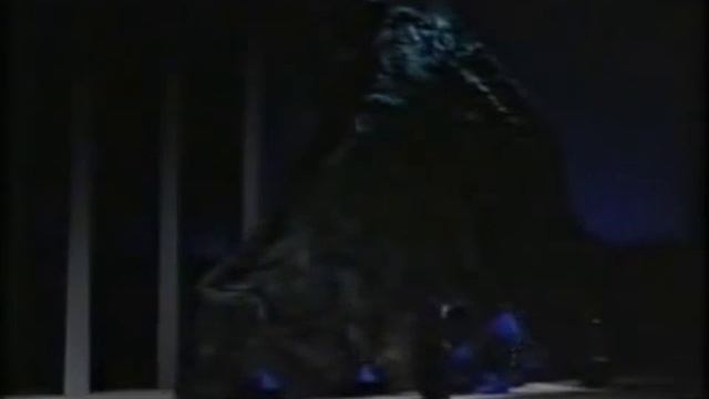 Luciana Serra performing"Nur stille,stille,stille,stille! смотреть онлайн