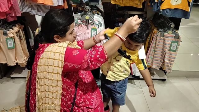 Champ Prathamastami Shopping смотреть онлайн