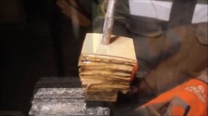 Нож с рукоятью из бересты