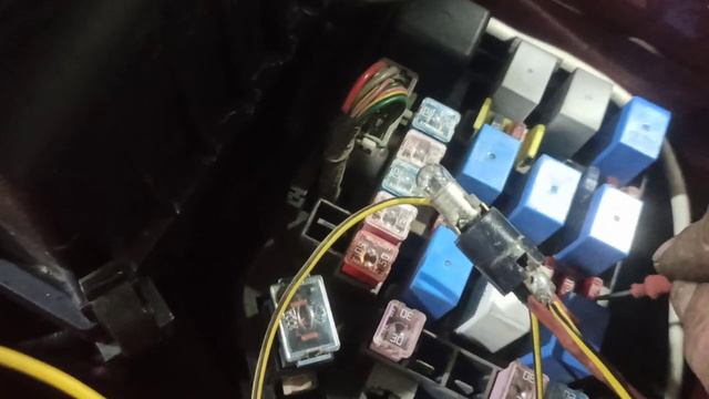 Hyundai accent тускло горит лампа головного света ( ближний_дальний) смотреть онлайн