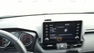 RAV4 2020 Как меняют лобовое стекло в салоне. Съёмки в ремзоне и выводы словами