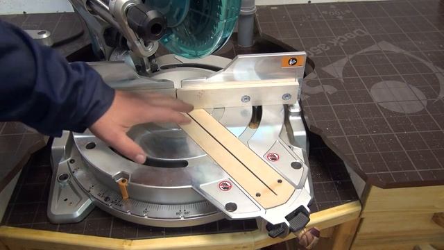 Торцовочная пила Makita LS1019L Месяц спустя смотреть онлайн