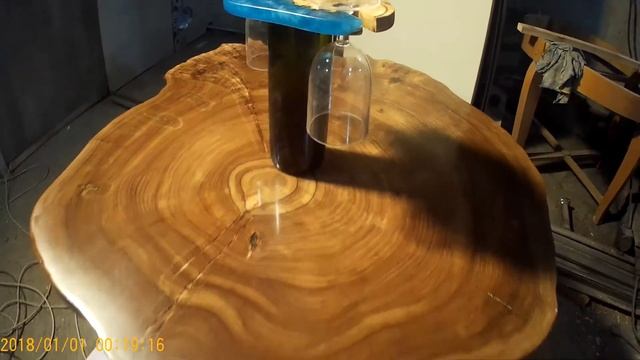 Подставка под бутылку вина и фужеры смотреть онлайн