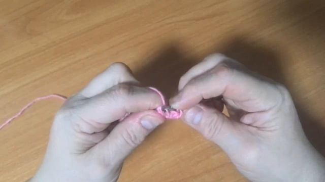 Вариант сеточки на лето. Вязание узоров спицами смотреть онлайн