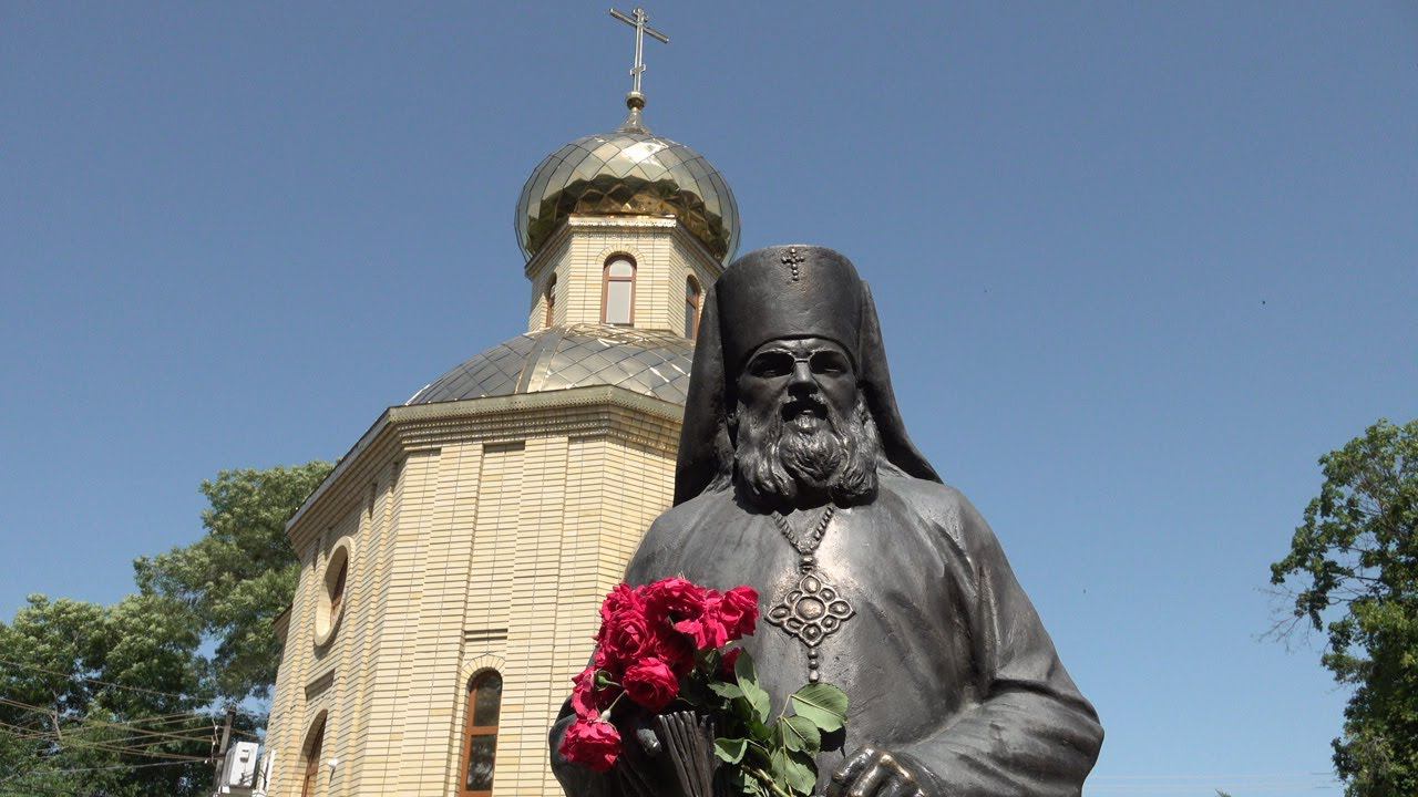 Престольный праздник в храме Святителя Луки