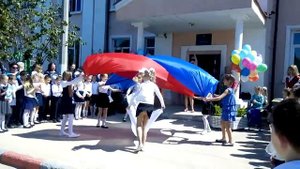 Танец с полотнами. Последний звонок.