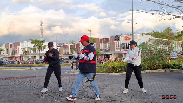 Rema, Selena Gomez - Calm Down | ZUMBA | FITNESS | DANCE | TIKTOK | VIRAL ? смотреть онлайн