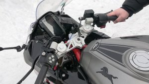 Индийский мотоцикл TVS APACHE 310RR. Он же БМВ G310RR. Обзор.