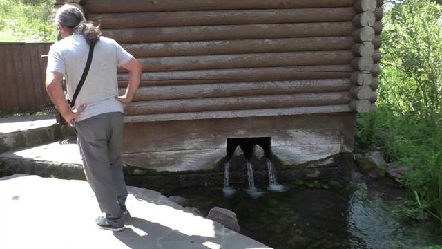 Родник  Серебряные ключи, освященный во имя Святой Троицы