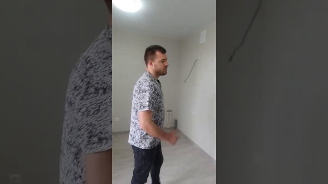 Обзор и стоимость ремонта студии под ключ на Заполярной 39.