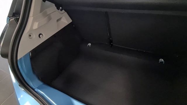 2023 Renault ZOE | Exterior and Interior Details смотреть онлайн