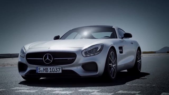 Я в шоке! Книга о Ferrari стоимостью в два Cayenne смотреть онлайн