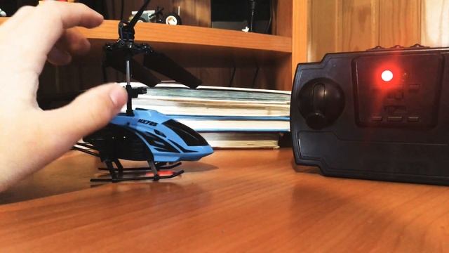 Вертолёт на радиоуправлении HX725 смотреть онлайн
