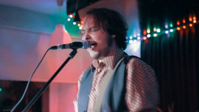 Антон Макаров - Side of the road (01.12.2018) смотреть онлайн