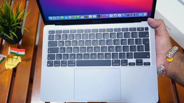 Apple M1 Chip MacBook Air 2020 Unboxing & First Look - Crazy Powerful Machine??? смотреть онлайн