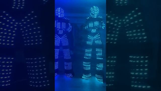 Just take it easy, let's dance in led costumes