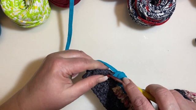 ВОТ ЭТО ДА!!! МАССАЖНЫЙ КОВРИК ИЗ ОСТАТКОВ ПРЯЖИ! ОБЯЗАТЕЛЬНО ПОПРОБУЙТЕ- НЕЗАБЫВАЕМЫЕ ВПЕЧАТЛЕНИЯ! смотреть онлайн