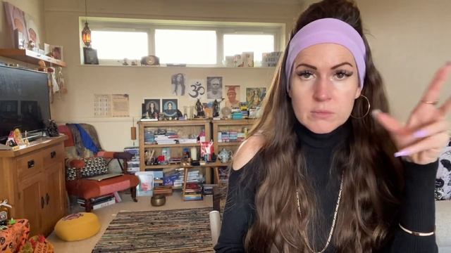 ALL SIGNS OF THE ZODIAC ? FRIDAY 3rd NOV & THE WEEKEND TAROT READING - TIMESTAMPED! смотреть онлайн