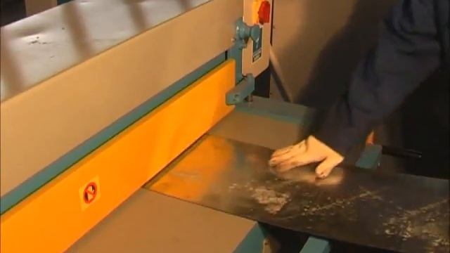 Гильотина Mazanek GM - для рубки и резки листового металла смотреть онлайн