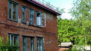 Дома в Омске,  улица Строителей.  Жесть.  #омск #нефтяники