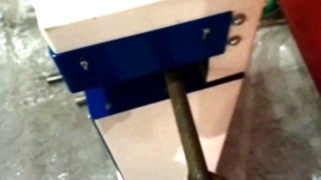 Очистка круглых труб от ржавчины на станке РП 80 смотреть онлайн