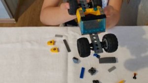 LEGO Машинка спортивная)