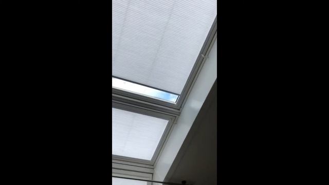 Мансардные плиссе с электроприводом