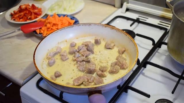 Макароны с мясом и овощами смотреть онлайн