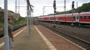 Einfahrt eines RE in Eisenach auf dem Hauptbahnhof Gleis 3