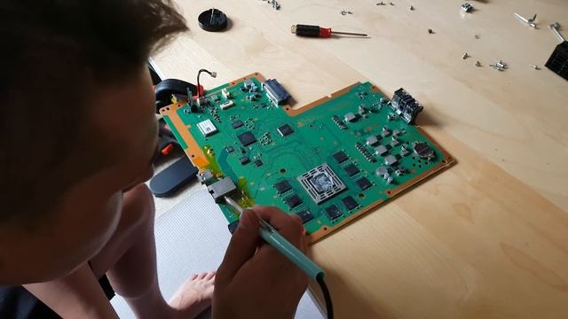 PS4 HDMI Port Replacement Tutorial - PlayStation 4 HDMI Port Qucikest without Pro TOOLS смотреть онлайн