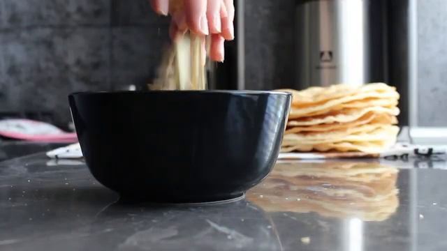 Наполеон /Торт наполеон Простой рецепт. Попробуй пальчики оближешь смотреть онлайн