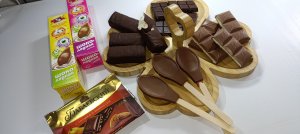 Асмр шоколадный! Раскрываю и раскладываю шоколадки для вашего удовольствия и мурашек 🥰❤️🥰