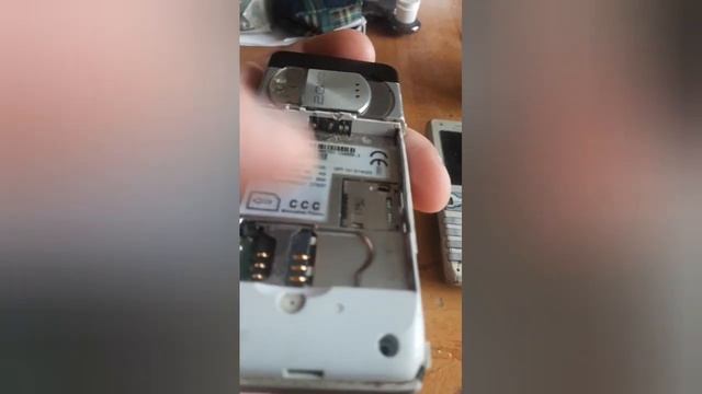 Мини обзор про SONY ERICSSON K550I и K770I/Не рабочие/На запчасти
