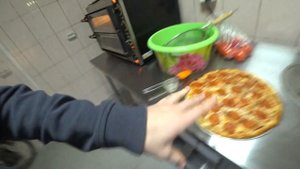 Открыл доставку пиццы за 60к.Первые трудности.Выбор оборудования.