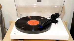 Laura Branigan - Self Control - Pro-ject X1 + Ortofon Quintet Blue