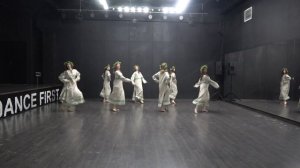 Хореографический ансамбль "Радуга". Танец "Травушка". 15-18 лет.