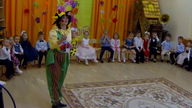 Утренник "8 марта" Д/С Сказка, младшая группа 06.03.2018 смотреть онлайн