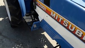 Японский минитрактор с ковшом!