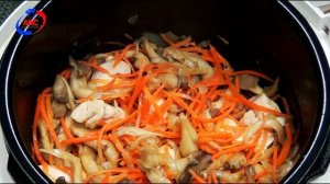 Мультиварка-скороварка. Грибной суп с курицей и фасолью в ARC–514D