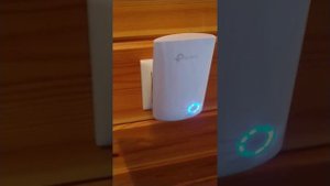 Усилитель Wi-Fi сигнала tp-wa850re #роутер #wifi #tplink #дом #дача #связь