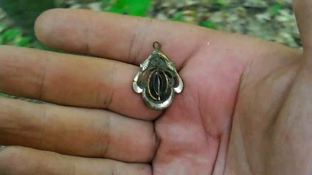 Нашел в лесу золотую подвеску 56 проба смотреть онлайн