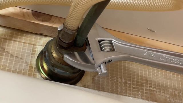 Kohler Bathroom Faucet Cartridge Replacement _Repair смотреть онлайн