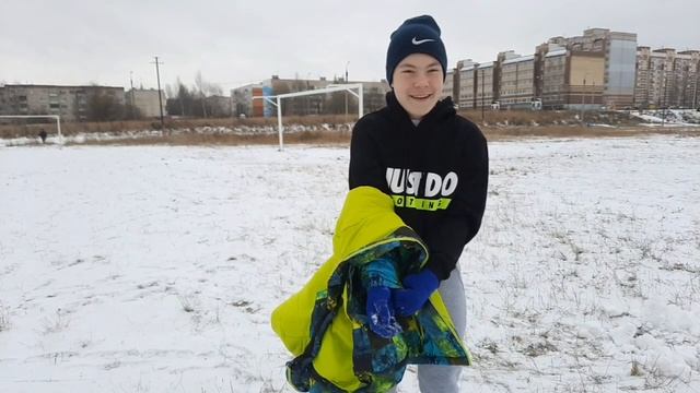 Главный испытатель снега -10 градусов \ © super boy vasek смотреть онлайн