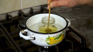 Прополисное масло или прополис экстрагированный маслом его применение и изготовление.