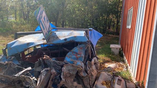 Aftermath of the angry birds car and compact car from Alexandria MN смотреть онлайн