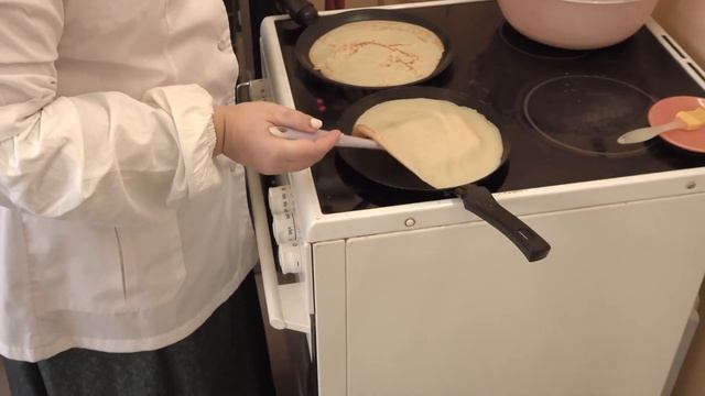 Монастырский рецепт блинов к Масленице смотреть онлайн