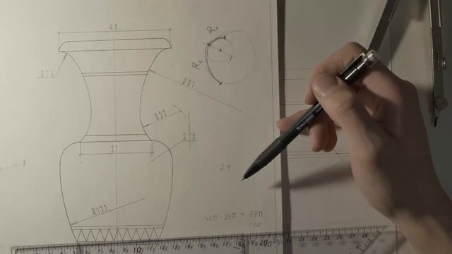 Курсы черчения #5 ваза