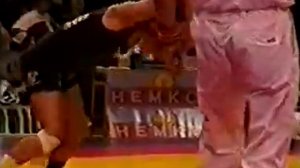 Sara Ericsson vs muscle beaty wrestling match