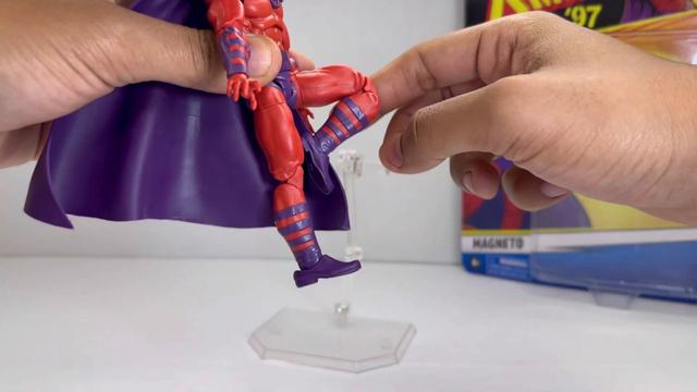 Marvel Legends - X-Men '97 (Magneto) Review