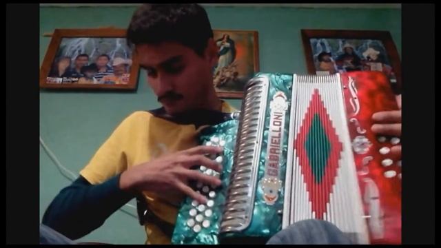 POLKA TRIPLE X - Luis Mario Del Grupo Veneno de Ojinaga смотреть онлайн